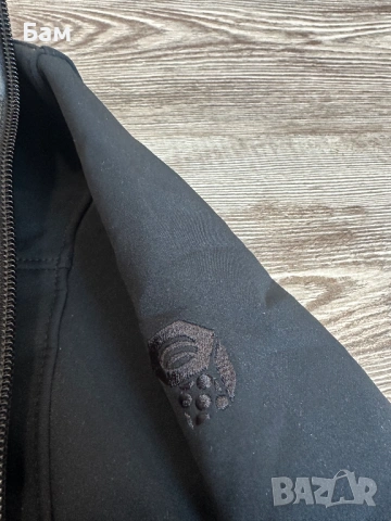 Мъжко!Mountain Hardwear Softshell jacket размер М, снимка 3 - Якета - 53738304
