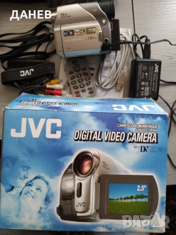 Видеокамера JVC GR-D73e, снимка 2 - Камери - 36004985