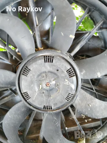 Вентилатор за охлаждане на двигателя А 2045000393 3135103789 MB W212