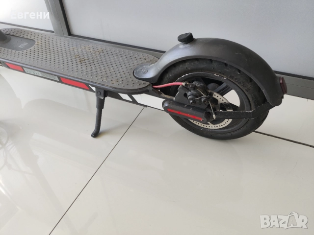 Електрическа тротинетка Xiaomi M365, снимка 3 - Велосипеди - 51734427