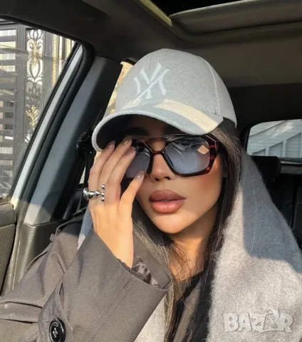 очила  с калъф tom ford cartier, снимка 2 - Слънчеви и диоптрични очила - 50422703