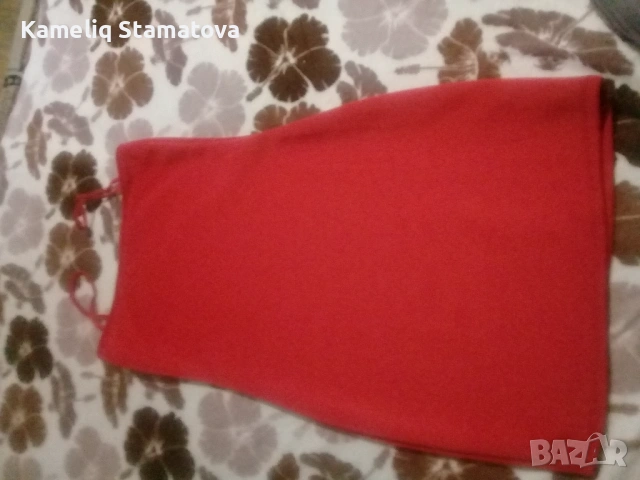 Червена рокля, снимка 2 - Рокли - 53773454