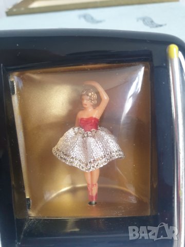 Стар немски бакелитен будилник с танцуваща балерина Goldbuhl, снимка 2 - Антикварни и старинни предмети - 40406802