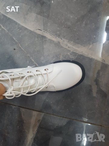 Обувки, снимка 3 - Дамски ежедневни обувки - 39491891