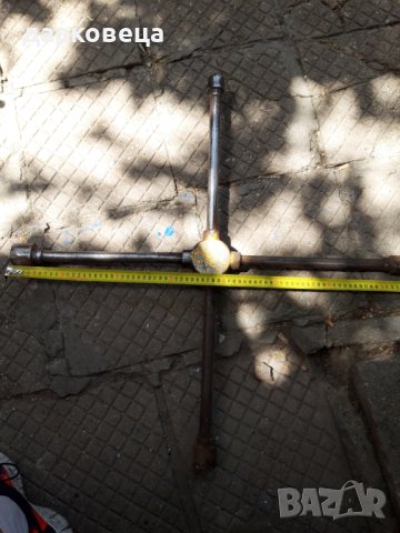 Ключ  кръстачка  голям, снимка 3 - Ключове - 41652227