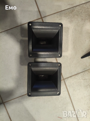 Хорни с драйвери Alien