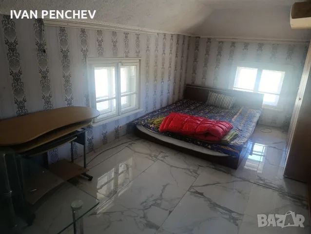 давам етаж от къща, снимка 4 - Етаж от къща - 56070571