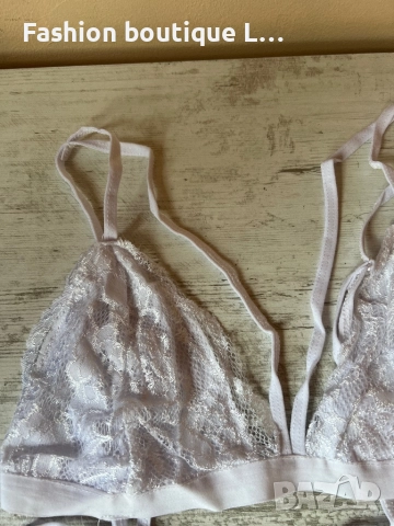 Ново бяло дантелено бюстие с ленти под гърдите с регулиращи се презрамки S , M , L , XL размери 🤍🤍, снимка 2 - Бельо - 52186907