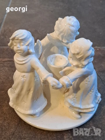 порцеланов свещник с ангелчета Goebel 