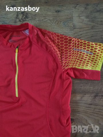 salomon - страхотна мъжка тениска КАТО НОВА 100% оригинал точни размери дължина - 68см. ширина под