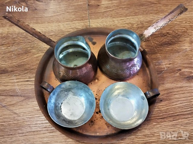 Меден сервиз за турско кафе 2 джезвета и 2 чаши с поднос, снимка 12 - Антикварни и старинни предмети - 42158913