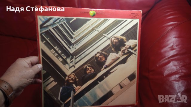 Двоен албум на Битълс THE BEATLES on red vinyl 1962/1966, снимка 2 - Грамофонни плочи - 44181929