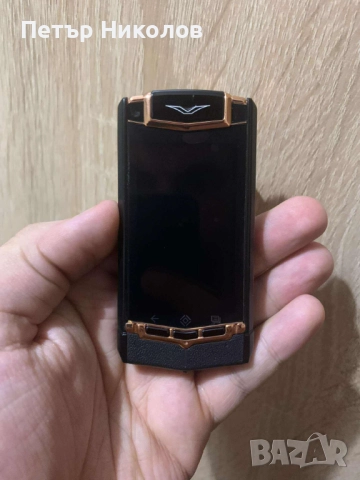Vertu Vogue мобилен телефон