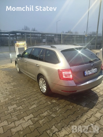 Skoda Octavia, снимка 6 - Автомобили и джипове - 53044262
