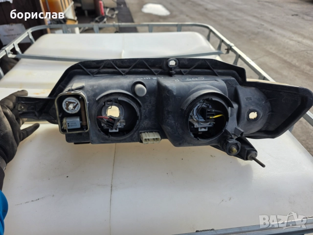 Десен фар за Пежо 605, снимка 4 - Части - 52619582