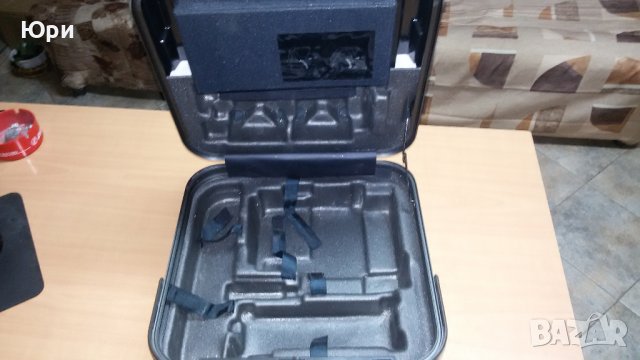 Продавам оригинален куфар от видео камера JVC, снимка 5 - Чанти, стативи, аксесоари - 39918525