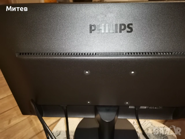 Монитор Philips 23" LED 1920x1080, HDMI & VGA (233V5QHABP), снимка 5 - Монитори - 53773431