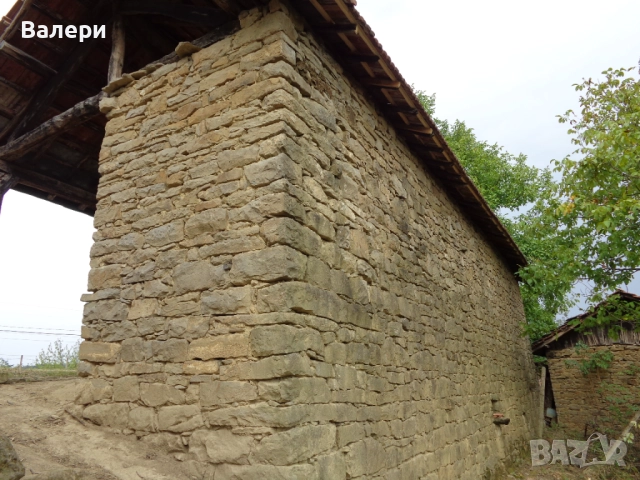 Продавам парцел в регулация с масивна плевня+ток и вода, снимка 6 - Парцели - 51548958