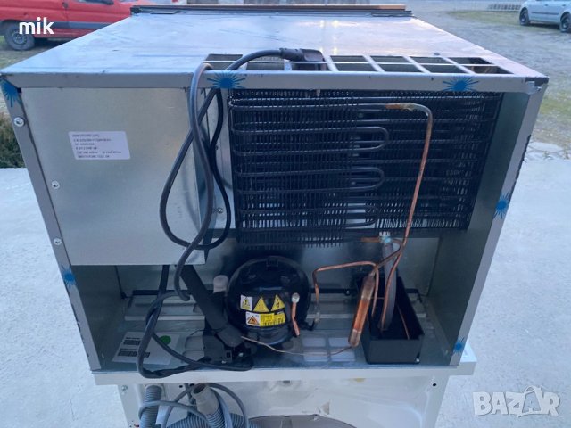 Виноохладител за вграждане SMEG - витрина, снимка 5 - Витрини - 44192583