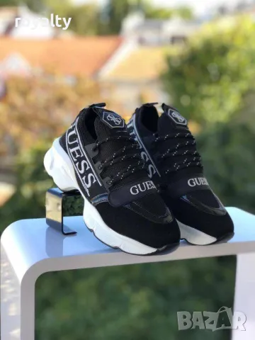 Guess дамски маратонки , снимка 3 - Маратонки - 49224432