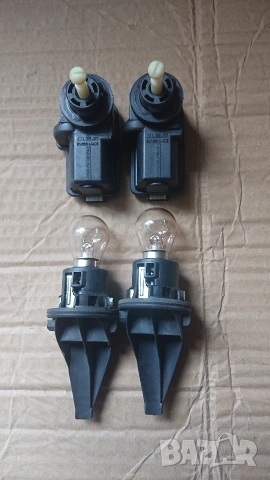 Машинки за регулиране на фара и фасунги вграден мигач за форд фокус до 2004год. 