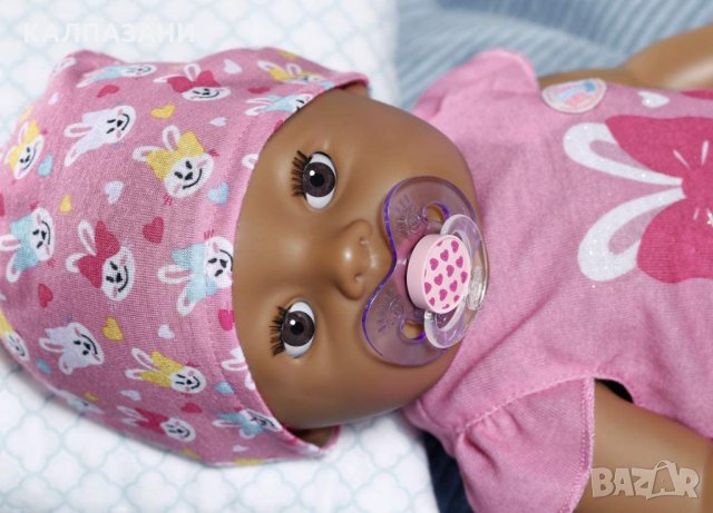 Baby Born Интерактивна кукла С АКСЕСОАРИ Етническо бебе 827970, снимка 4 - Кукли - 35808802