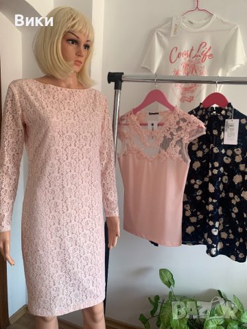 Розово рокля от дантела
