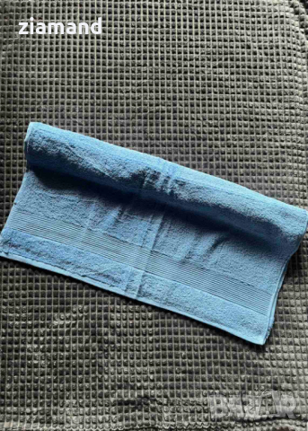 Хавлиена кърпа 70/140 cm синя, снимка 1 - Хавлиени кърпи - 44746134