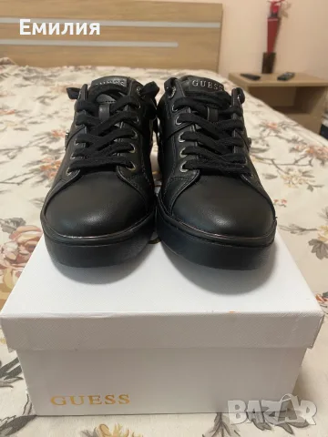 Оригинални кецове ,,Guess,,, снимка 2 - Кецове - 56051570