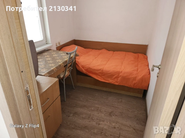 Втори етаж от двуетажна къща в идеален център на града, снимка 3 - Етаж от къща - 53118719