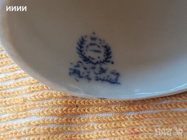 Порцеланова статуетка фигурка Холандска девойка , снимка 4 - Антикварни и старинни предмети - 53865781