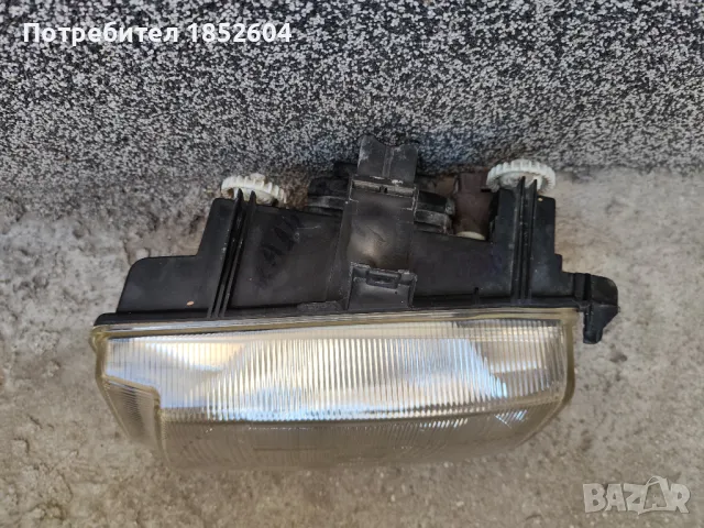 Огледала и ляв фар Фолксваген Кади, снимка 9 - Части - 49418693