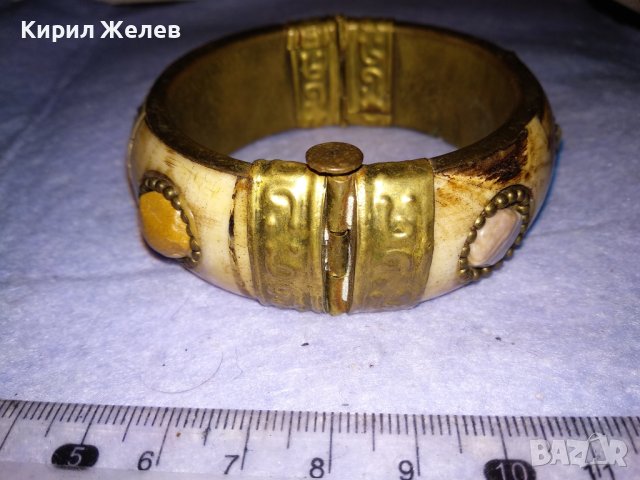 СКЪПОЦЕННА СТАРИННА ТИБЕТСКА БРОНЗОВА ГРИВНА с ЩИФТ и КАМИЛСКА КОСТ РЪЧНА МАЙСТОРСКА РАБОТА 9989, снимка 4 - Антикварни и старинни предмети - 41202099