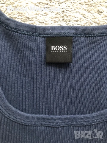 Дамски потник Hugo Boss, снимка 2 - Потници - 51082272