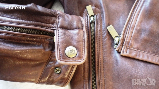 Кожено яке на испанската марка Massimo Dutti, снимка 8 - Якета - 52867596