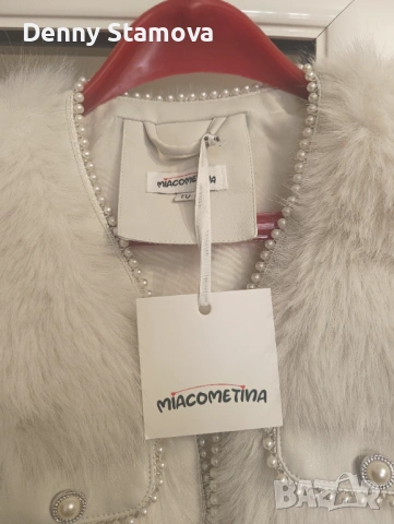 Бяло пухено елече , снимка 2 - Елеци - 53581440