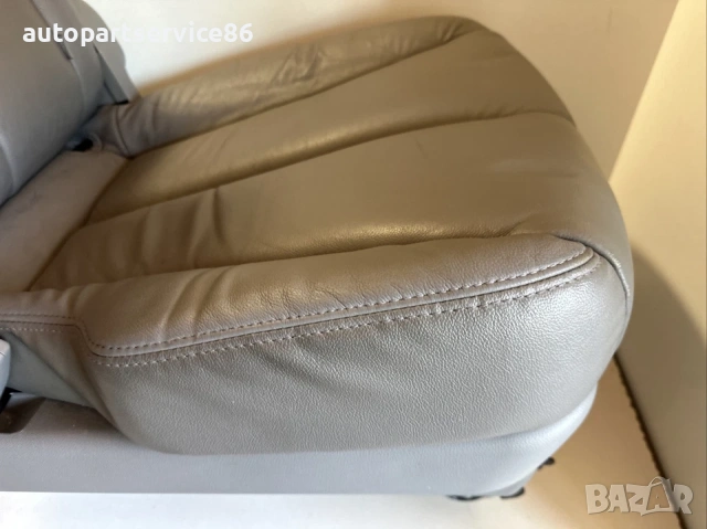 Задна лява седалка втори ред кожена сива за KIA Carnival (2006–2012), снимка 2 - Части - 53217569