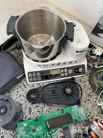 Кухненски Робот Kenwood kCook Multi CCL40 1500W, 4.5L, Готвене до 180°C, 12 Скорости!, снимка 2 - Кухненски роботи - 53817964