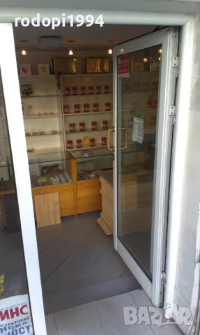 под наем-помещение за магазин-офис-с лице към ул.иван вазов-гарата,пловдив, снимка 3 - Магазини - 51385159