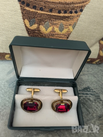 старинни вносни бутонели ръкавели