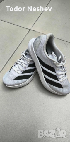 маратонки adidas