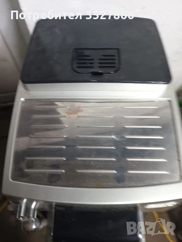 Кафе машина Delonghi, снимка 5 - Кафемашини - 52721433