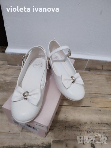 официална бели обувки с токче