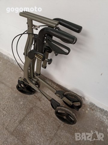 Ролатор АЛУМИНИЕВ MEYRA олекотен, ПРОХОДИЛКА, снимка 17 - Ролатори - 33780291