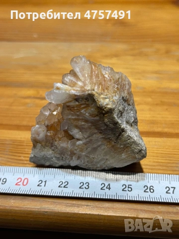 Друза кварц с желязно-оксидни оцветявания, снимка 2 - Други ценни предмети - 53742110