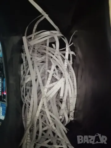 Шредер за документи Genie 240S, снимка 6 - Друго - 50122036