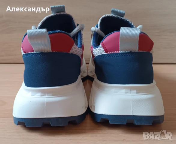 Нови мрежести маратонки-43 номер, снимка 4 - Маратонки - 51036780