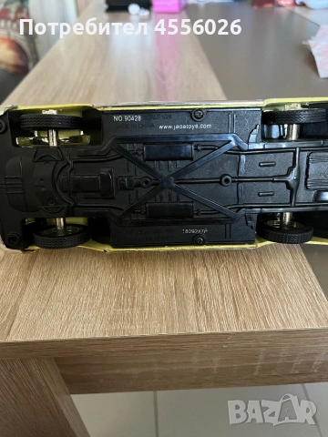 Продавам метална количка CHEVY BEL AIR 1957 1/24, снимка 5 - Колекции - 53836919