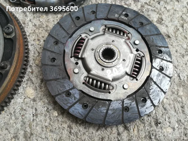  Маховик съединител Peugeot Пежо 207 Citroen 1.4 16v притискателен феродов диск притискател феродо, снимка 3 - Части - 49314136