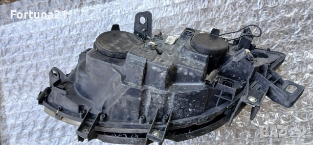Fiat Croma 2005-2009 - десен фар оригинален, снимка 2 - Части - 53659907